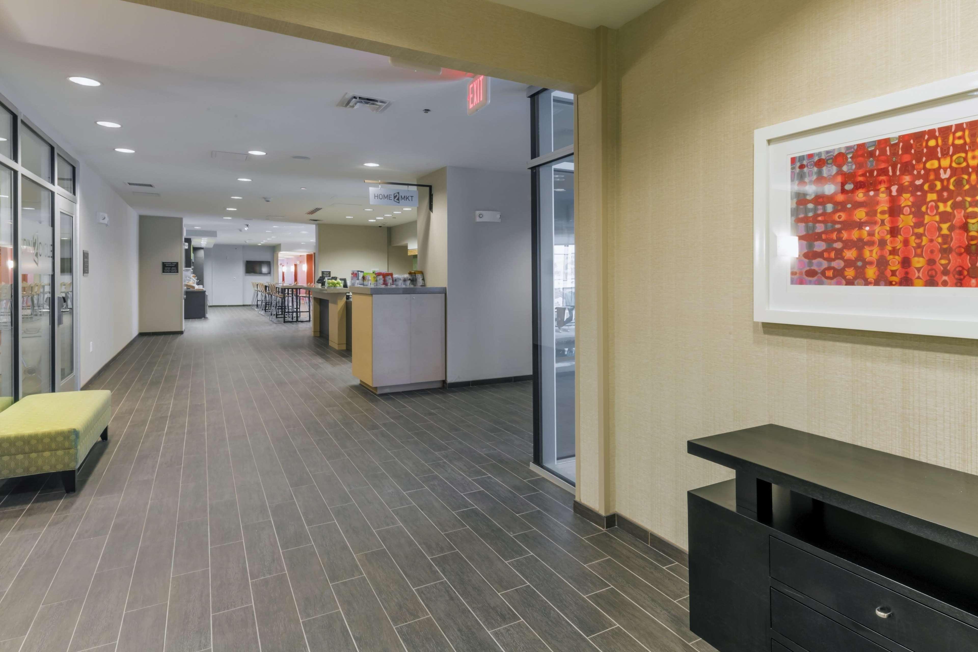 Home2 Suites Kansas City Downtown Экстерьер фото