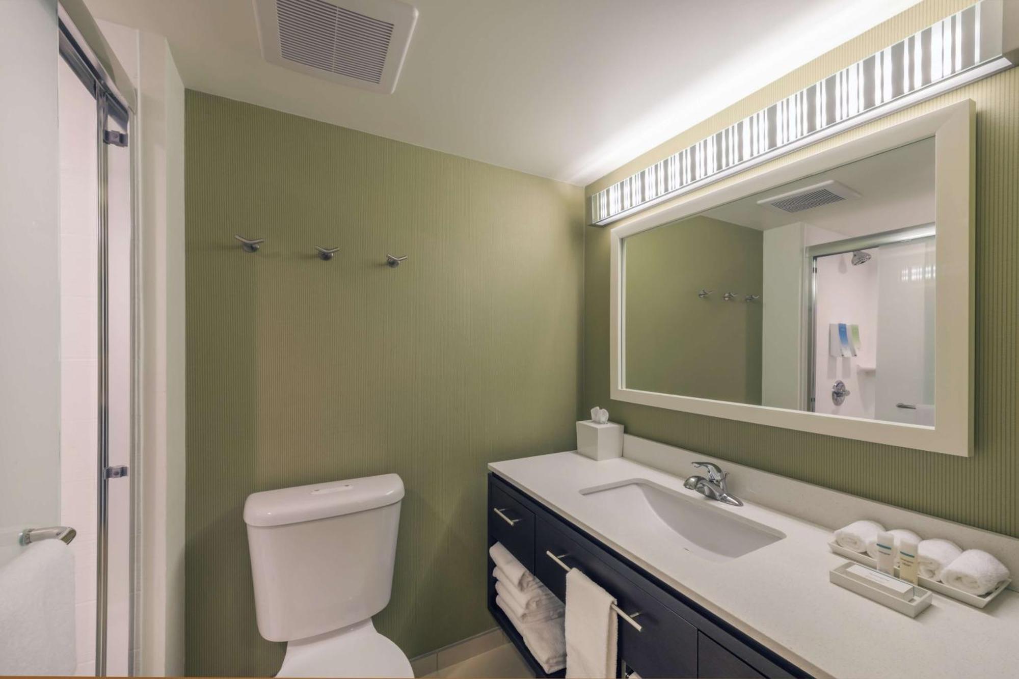 Home2 Suites Kansas City Downtown Экстерьер фото