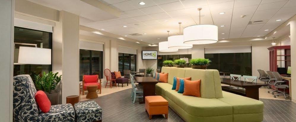 Home2 Suites Kansas City Downtown Экстерьер фото